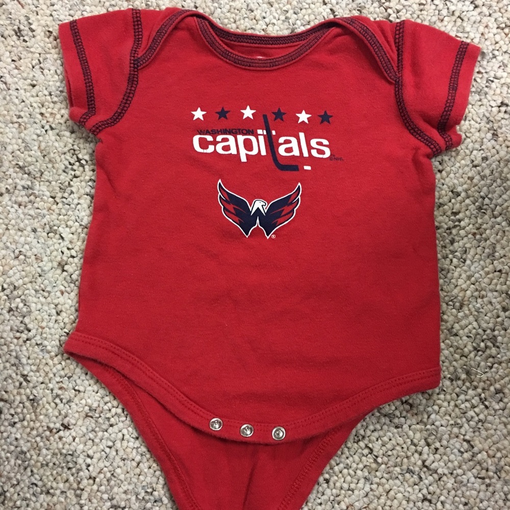 Washington Capitals Onesie/3-6 months/GO CAPS!!